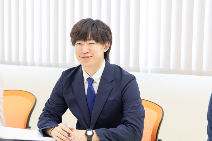 名古屋で介護・福祉事業所の新規開業支援・創業融資・法人設立を親身に相談サポートする社労士スタッフ
